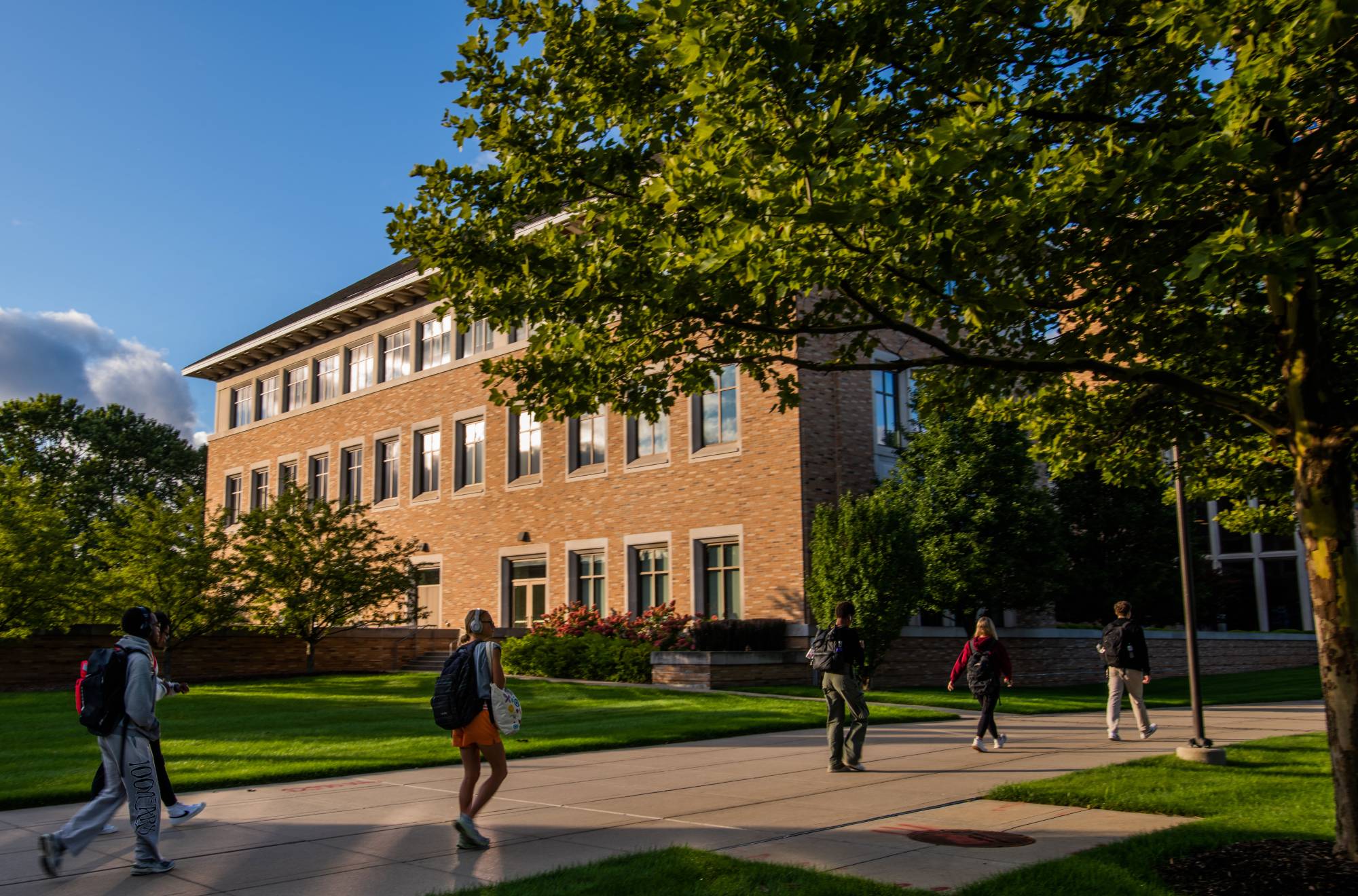 GVSU students at Pew Campus
